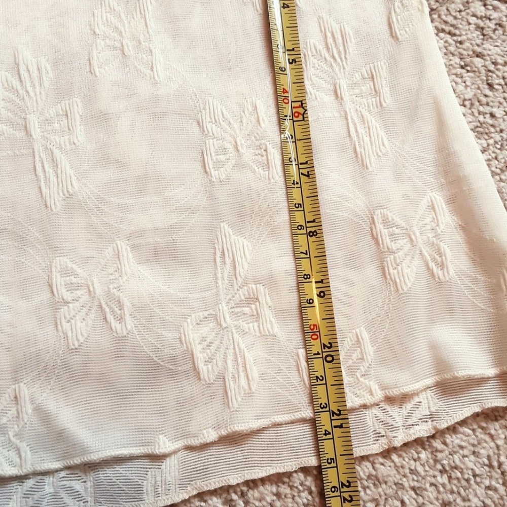 NWOT Ivory Cream Sheer Mesh Top Bows Pattern Long Sleeve Size L - Picture 8 of 11
